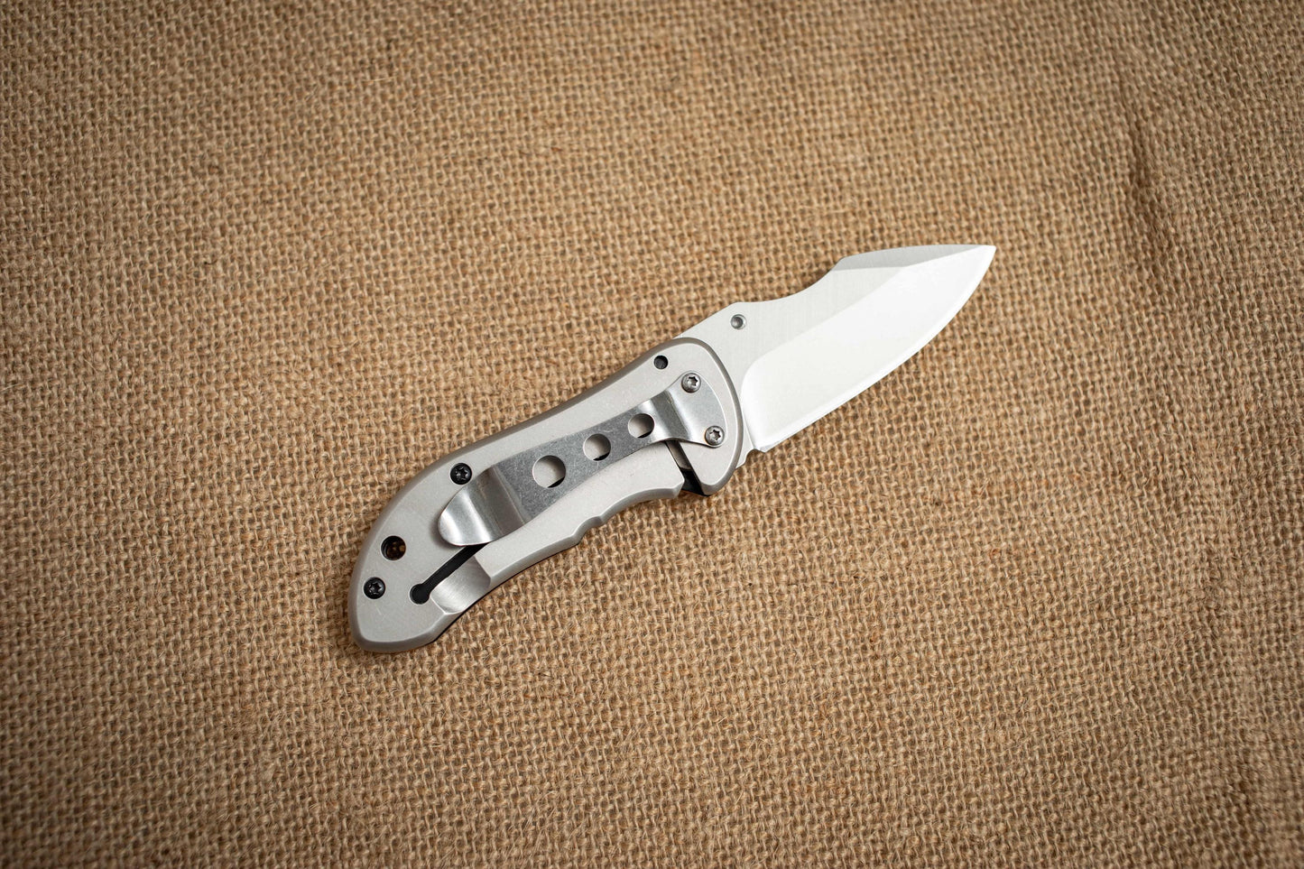 Compact Wood Handle Folding EDC Knife – 3Cr13 Steel Blade, Lightweight Pocket Utility Tool