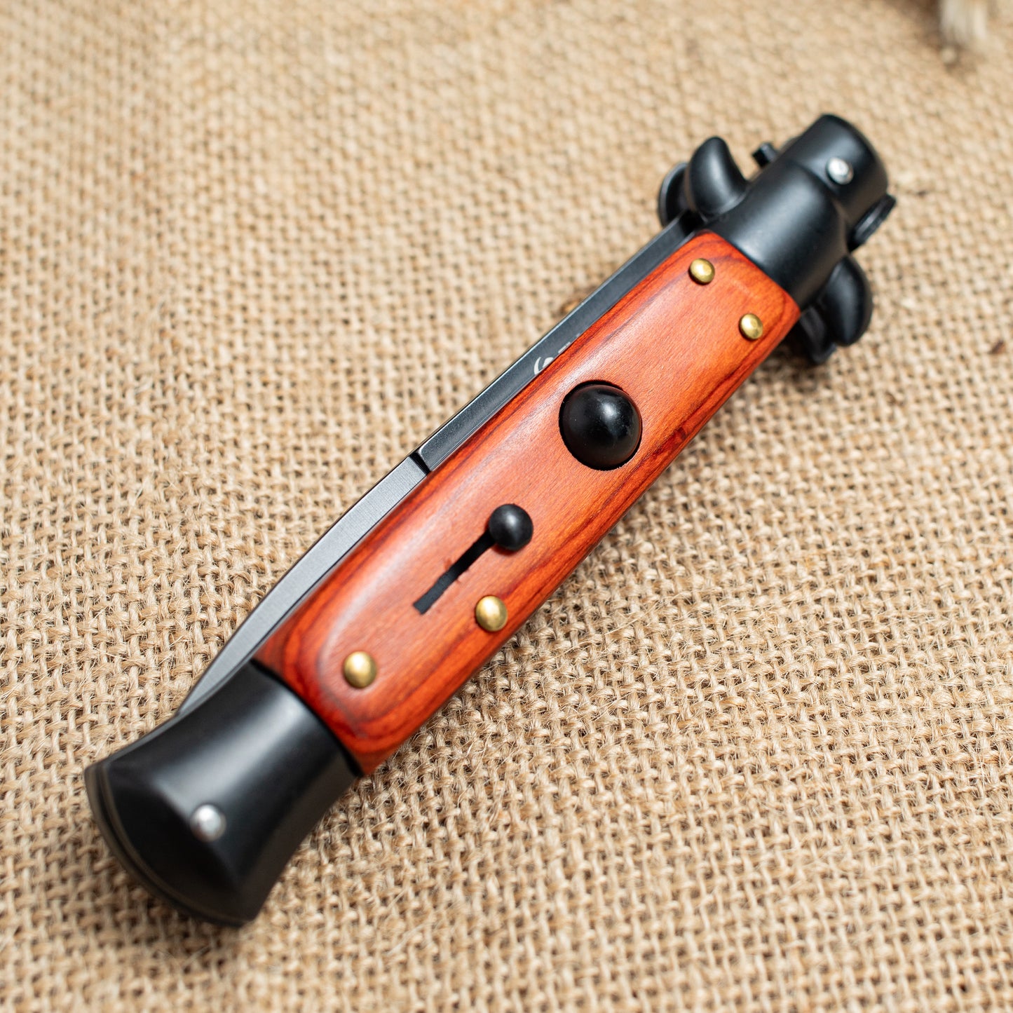 Black Blade Folding Knife – 3CR13 Steel, Wooden Handle, EDC Pocket Knife for Everyday Carry