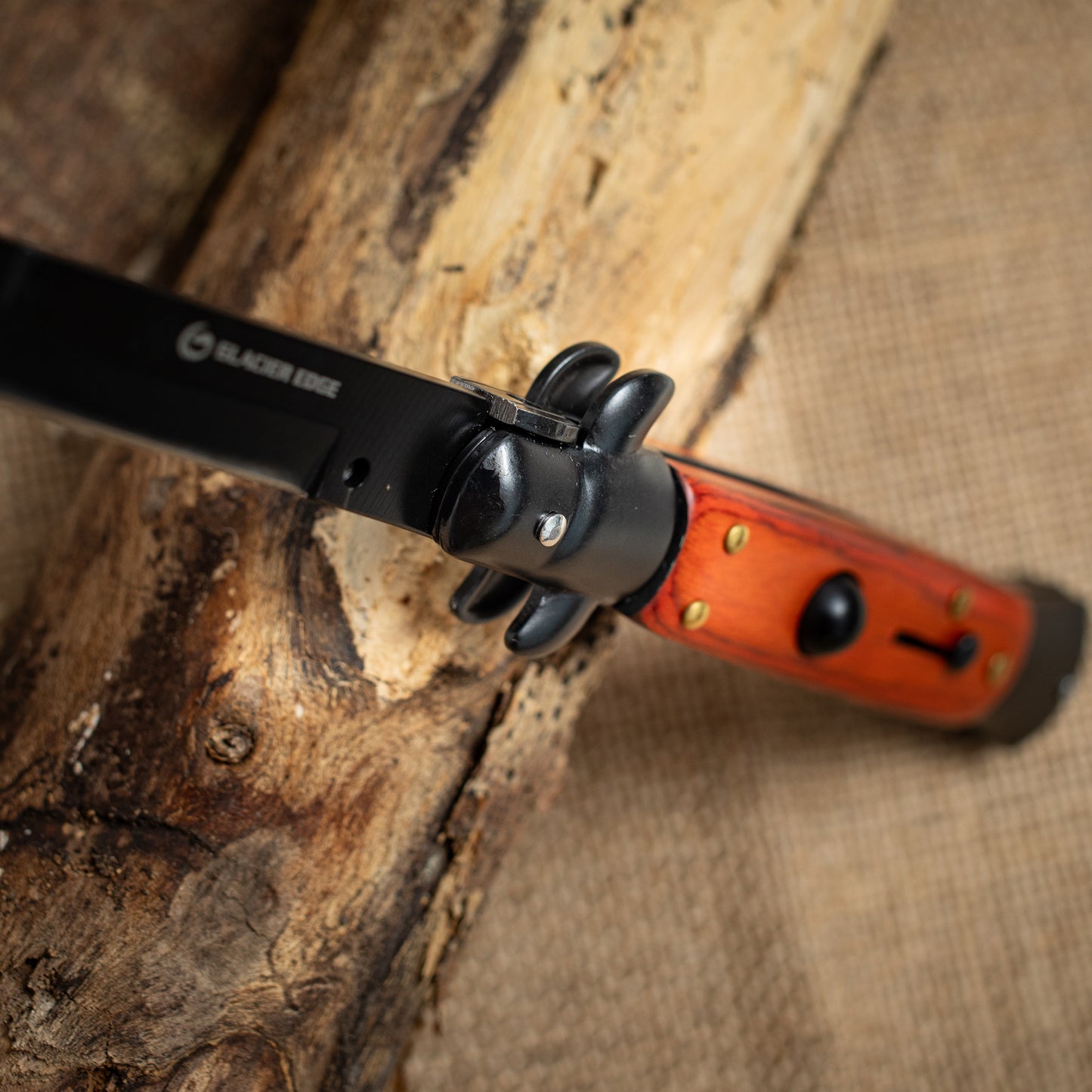 Black Blade Folding Knife – 3CR13 Steel, Wooden Handle, EDC Pocket Knife for Everyday Carry