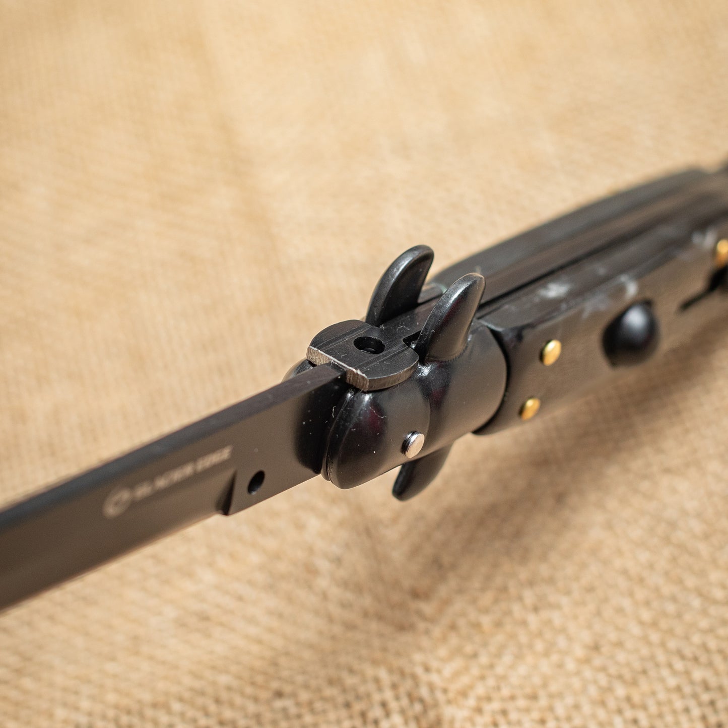 Black Folding Knife – 3CR13 Steel Blade, Resin Handle, EDC Pocket Knife for Everyday Carry