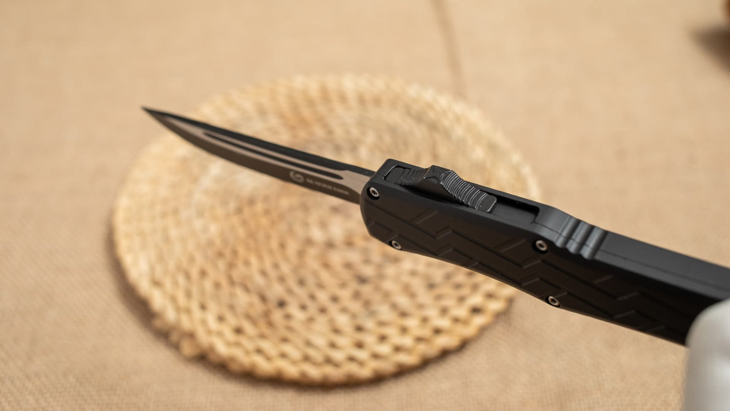 Lightweight EDC Pocket Knife – Fast Action Blade, Durable Zinc Alloy Handle, Outdoor Utility Knife