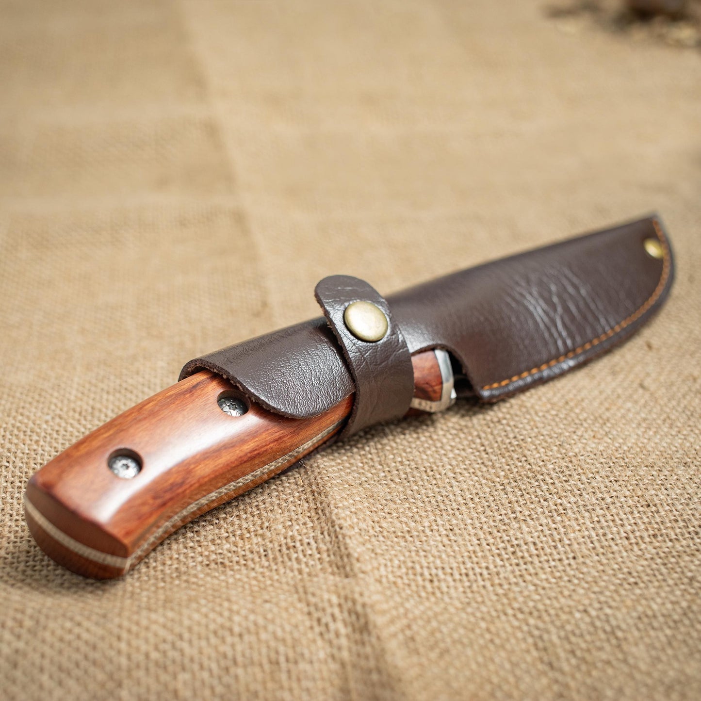 Heavy Duty Hunting Knife – Full Tang 4mm Blade, Wood Handle with Leather Sheath