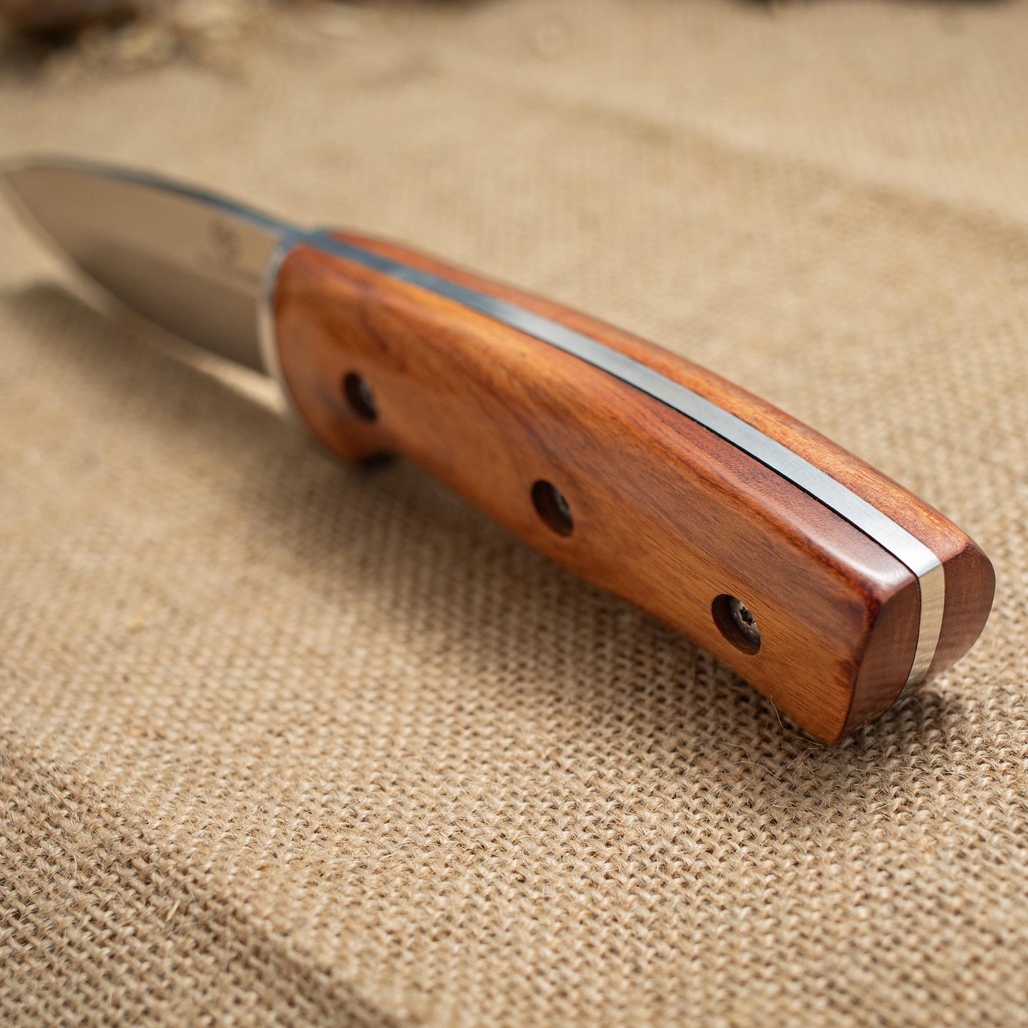 Heavy Duty Hunting Knife – Full Tang 4mm Blade, Wood Handle with Leather Sheath